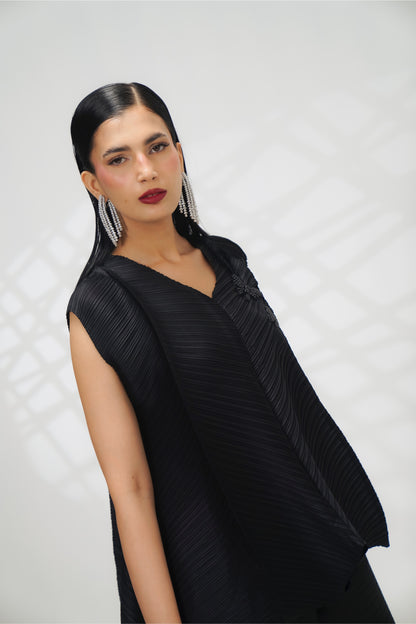 Noir Pleated Sleeveless Cord Set