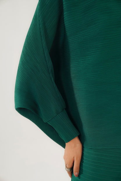 Emerald Cowl Set